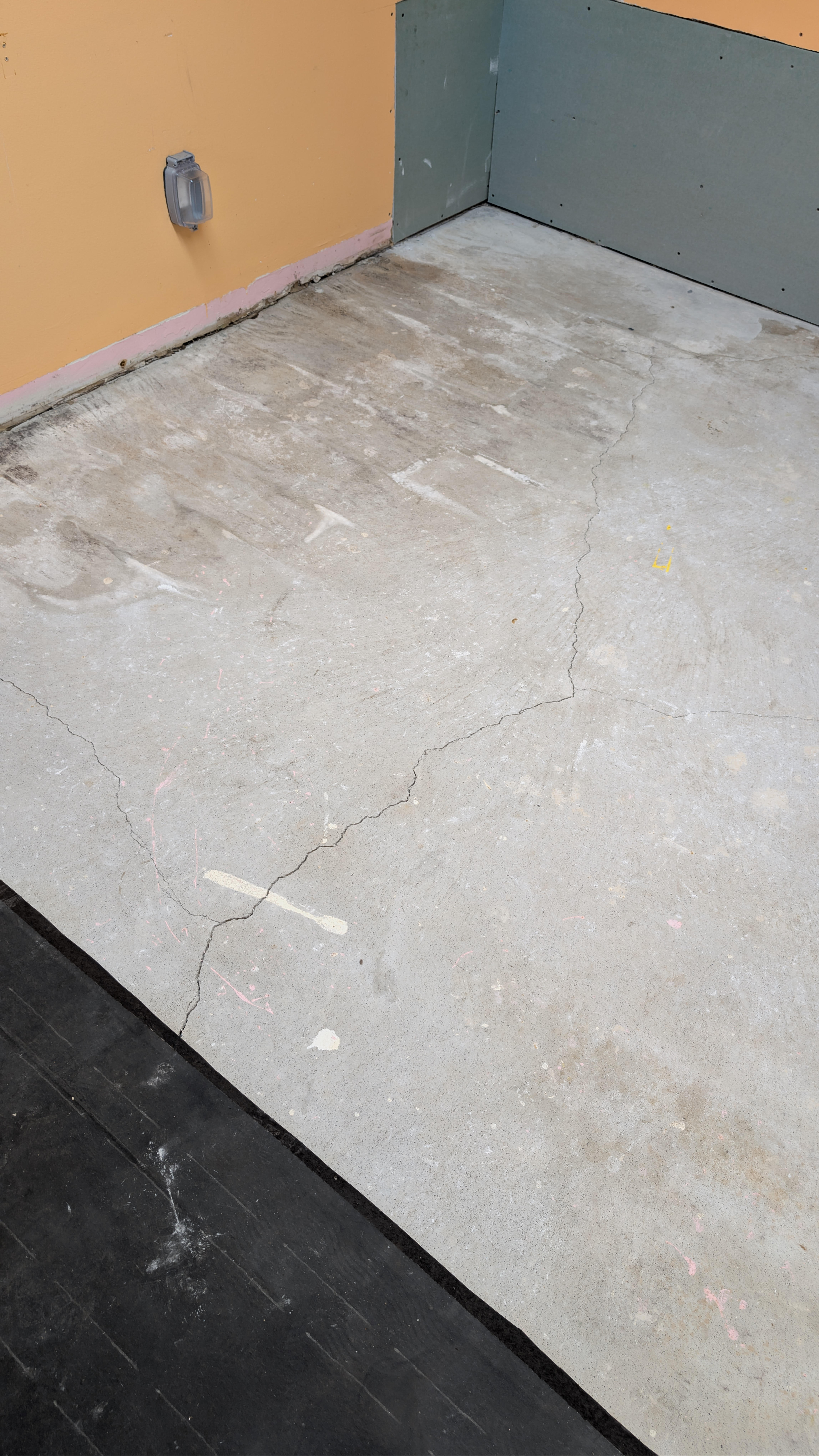 Emergency foundation crack repair in Edmonton